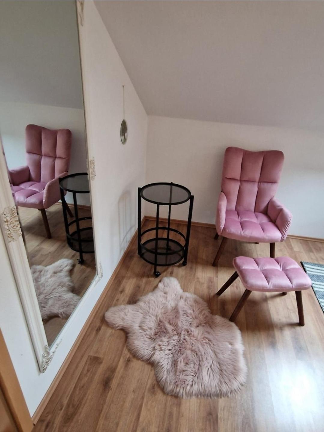 Apartment Privatwohnung Rybczynski Undenheim