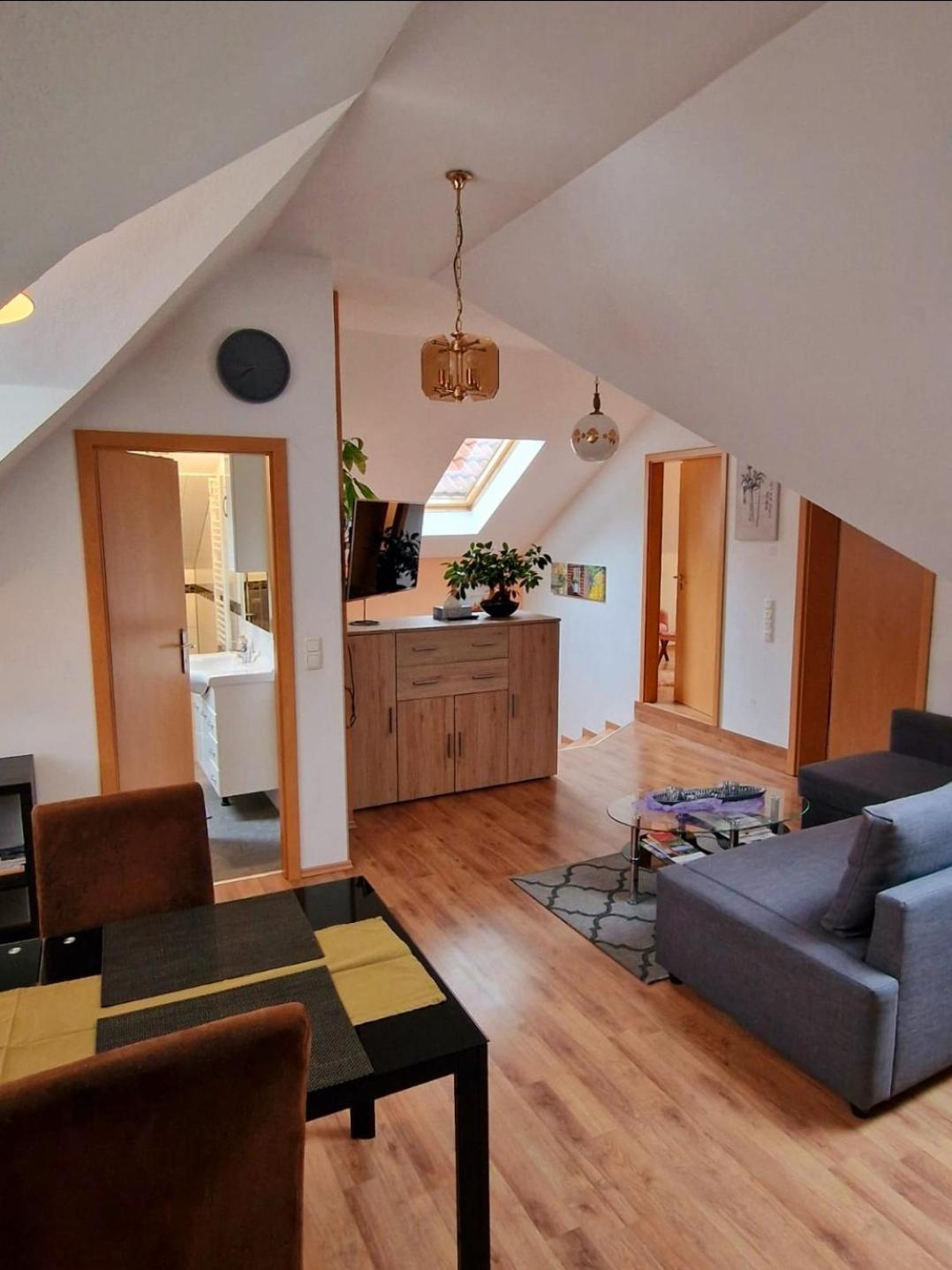 Apartment Privatwohnung Rybczynski Undenheim